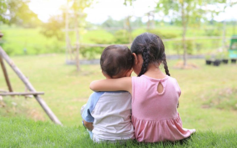 Dấu hiệu nhận biết trẻ có EQ cao? 5 biểu hiện điển hình cha mẹ nên biết